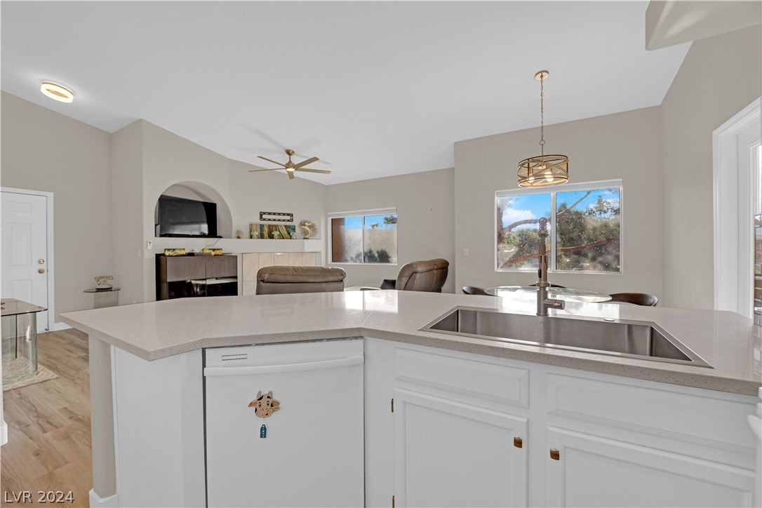 900 Heavenly Hills Court 218