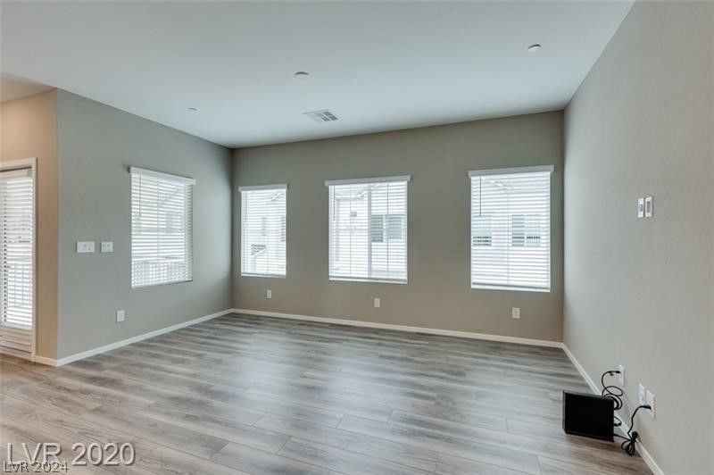 524 Mossy Cup Street 423