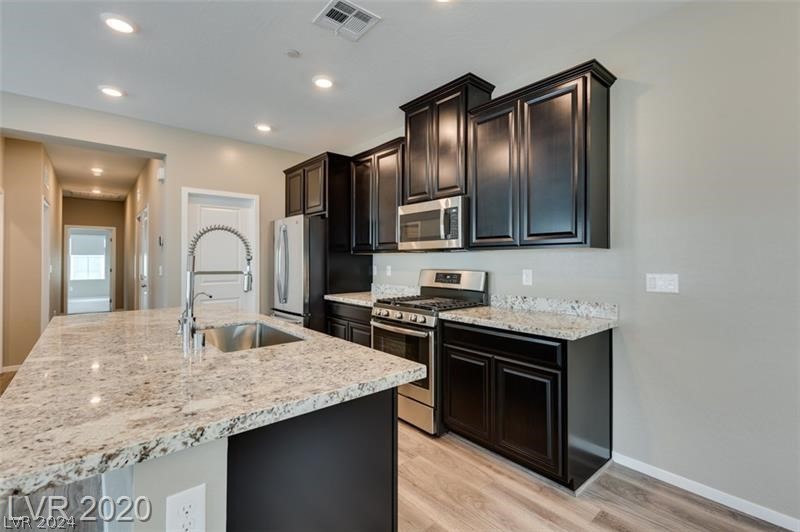 524 Mossy Cup Street 423