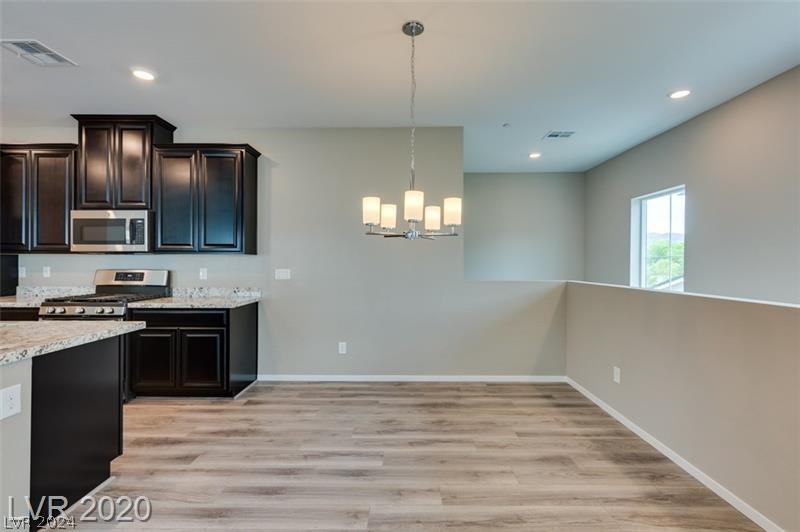 524 Mossy Cup Street 423