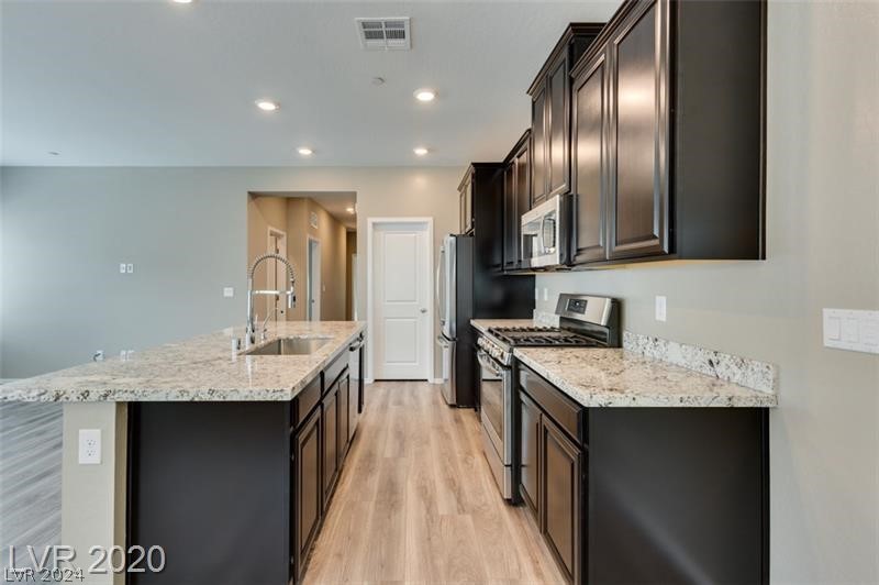 524 Mossy Cup Street 423