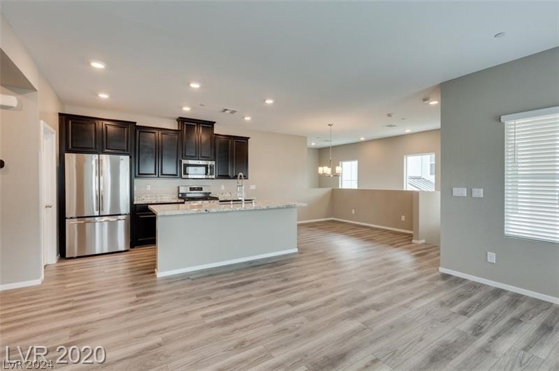 524 Mossy Cup Street 423