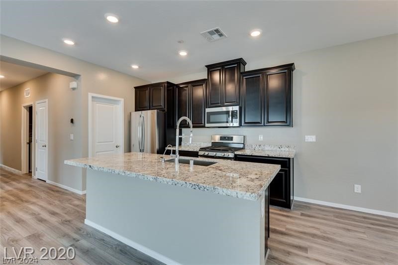 524 Mossy Cup Street 423