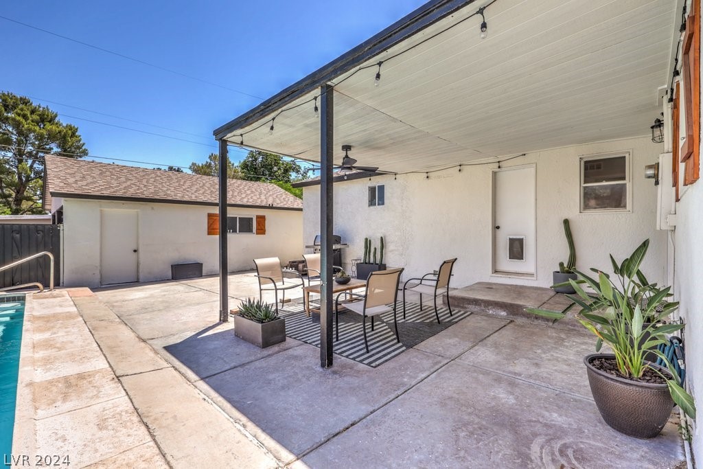 1255 Douglas Drive