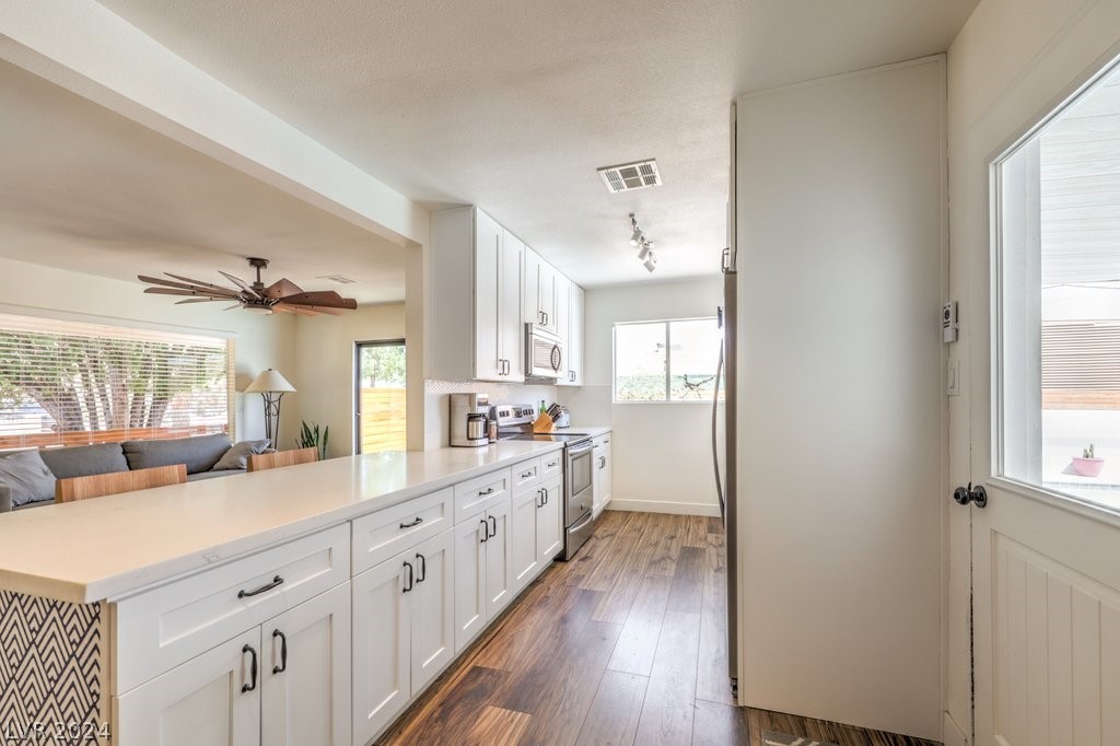 1255 Douglas Drive