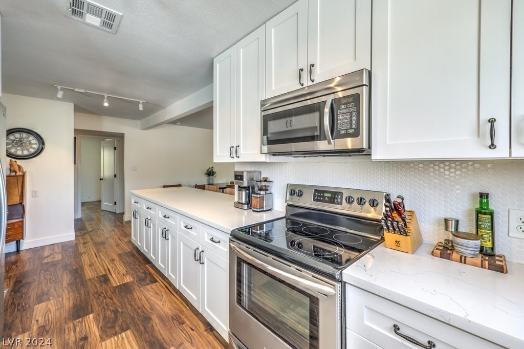1255 Douglas Drive