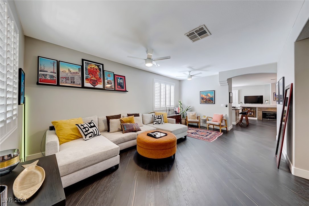 2287 Chestnut Bluffs Avenue