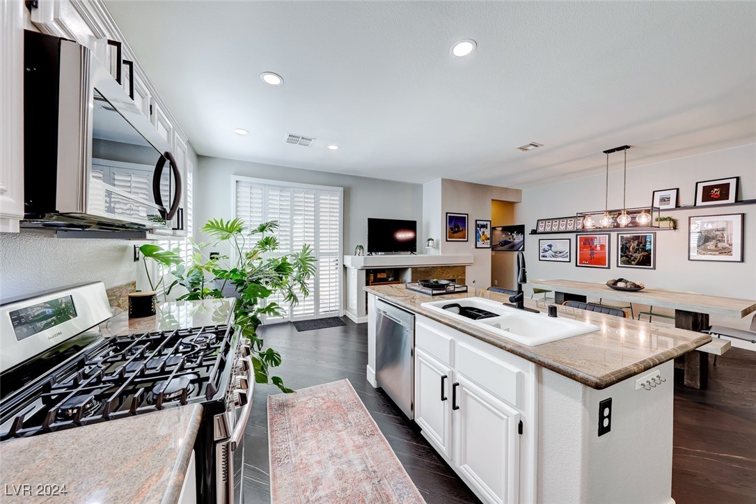 2287 Chestnut Bluffs Avenue