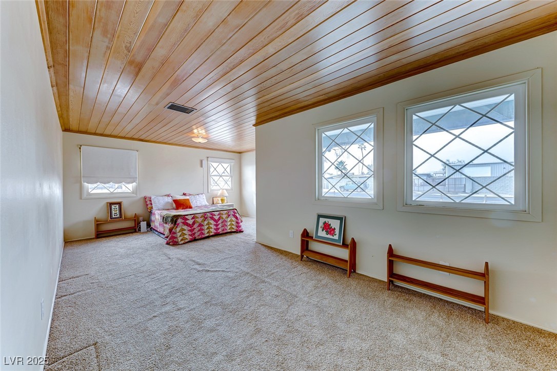 1620 Leonard Lane