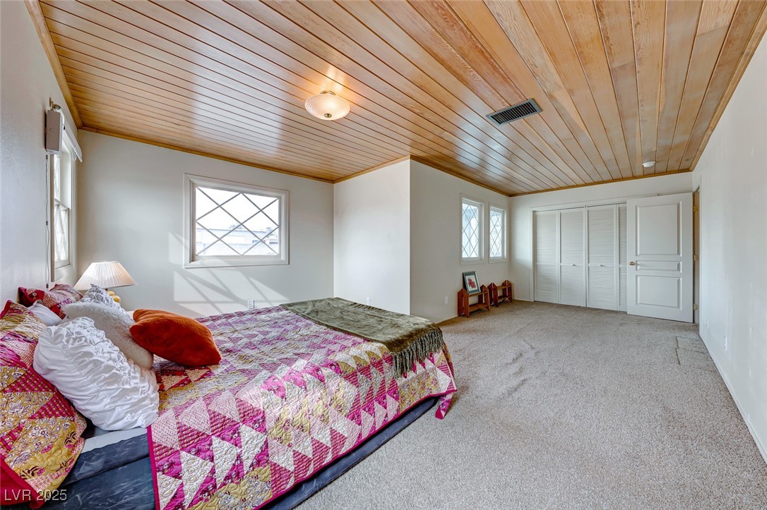 1620 Leonard Lane