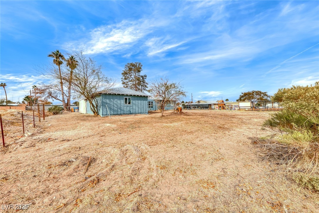 1620 Leonard Lane