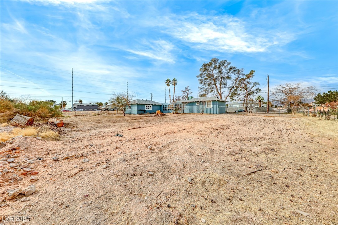 1620 Leonard Lane