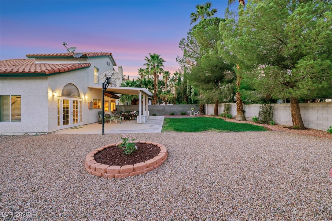 8388 Brad Oaks Circle