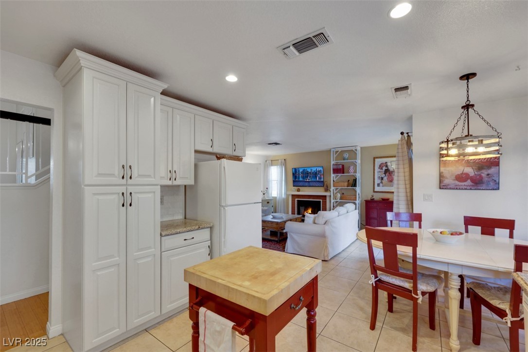 8388 Brad Oaks Circle