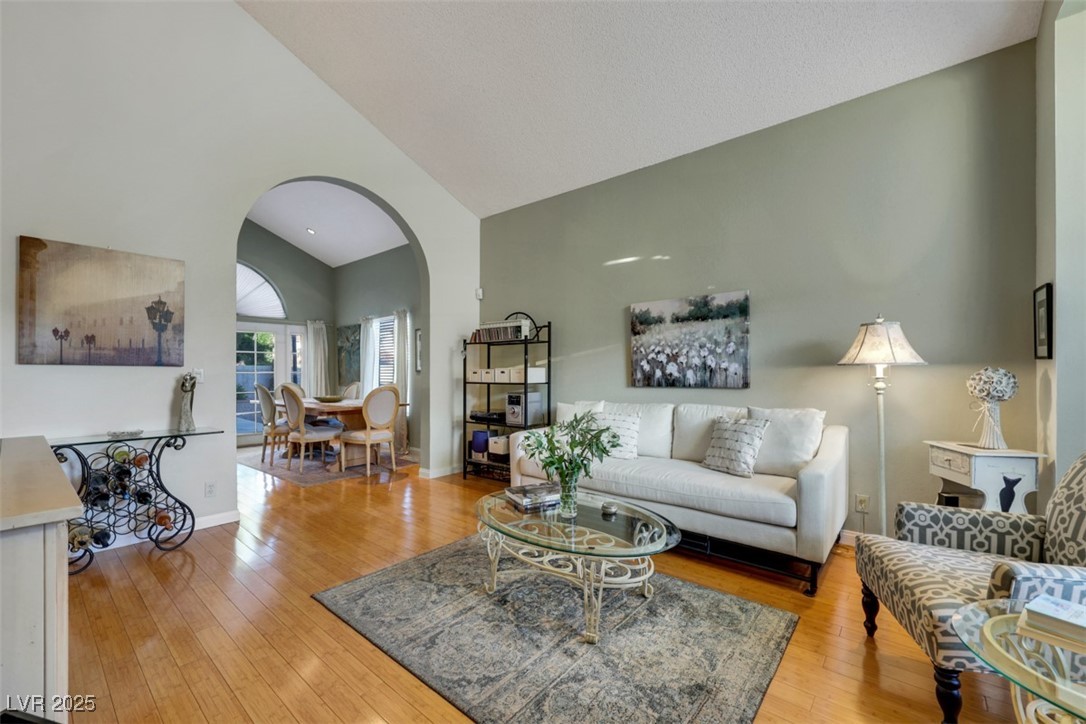 8388 Brad Oaks Circle