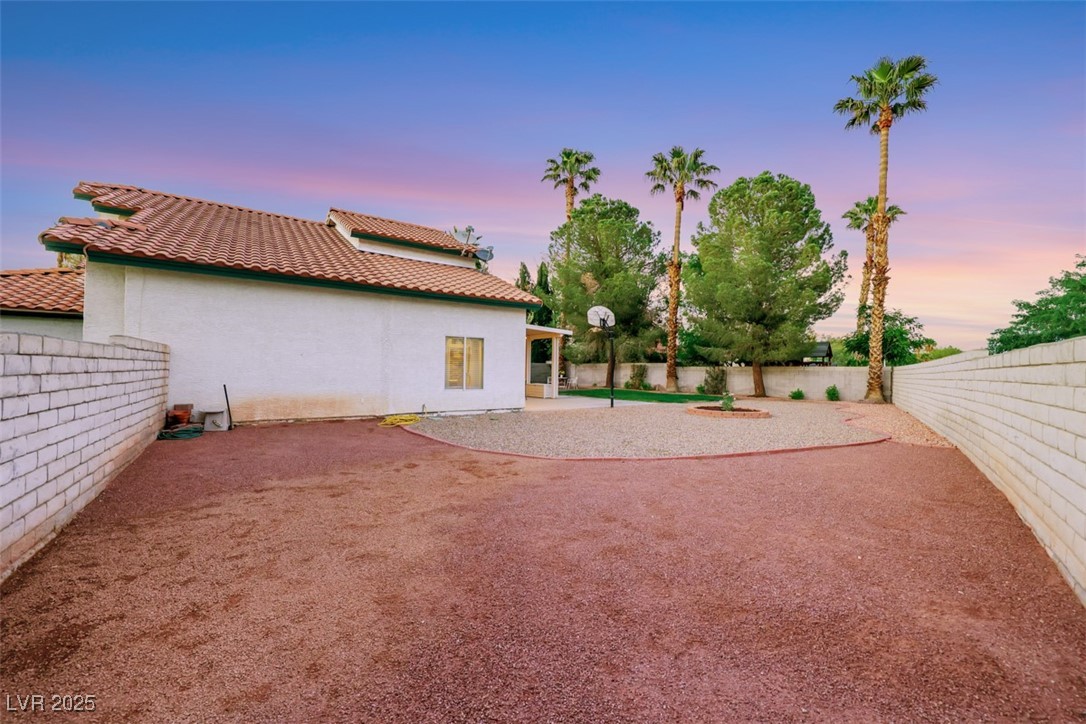 8388 Brad Oaks Circle