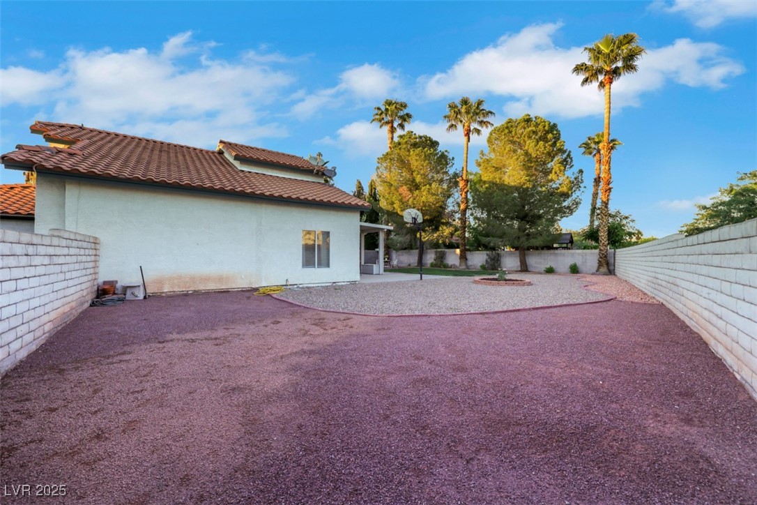 8388 Brad Oaks Circle
