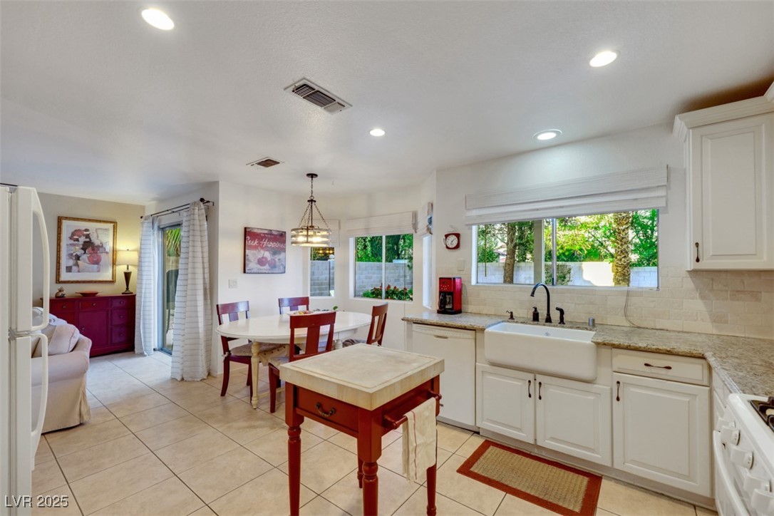 8388 Brad Oaks Circle