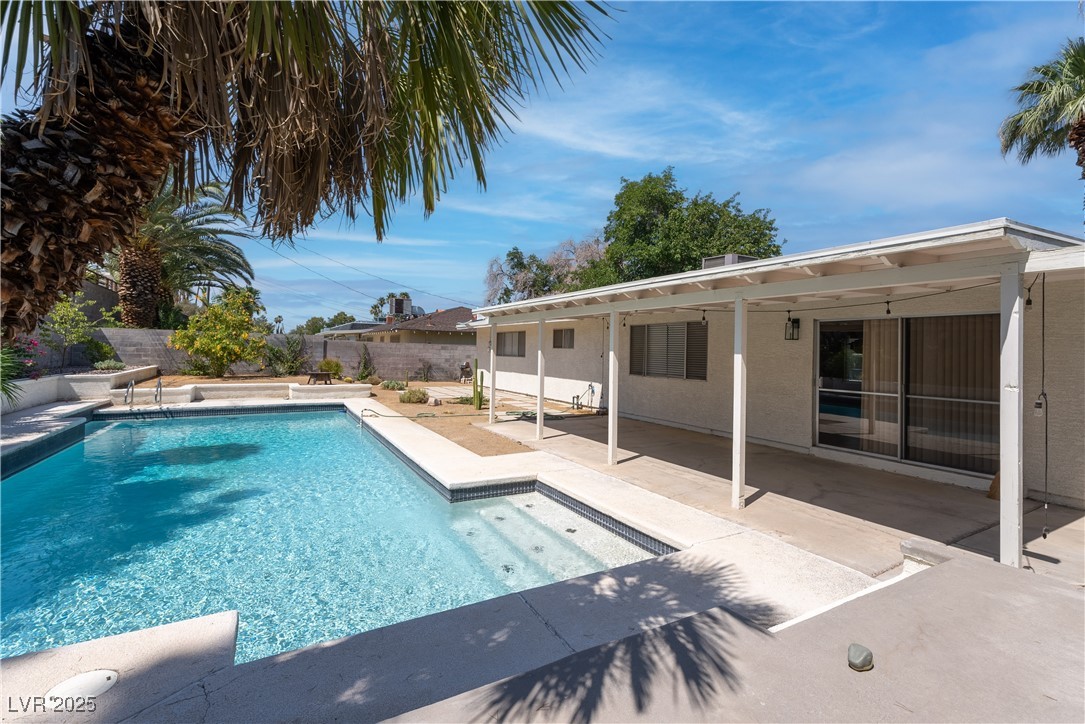 1404 Campbell Drive