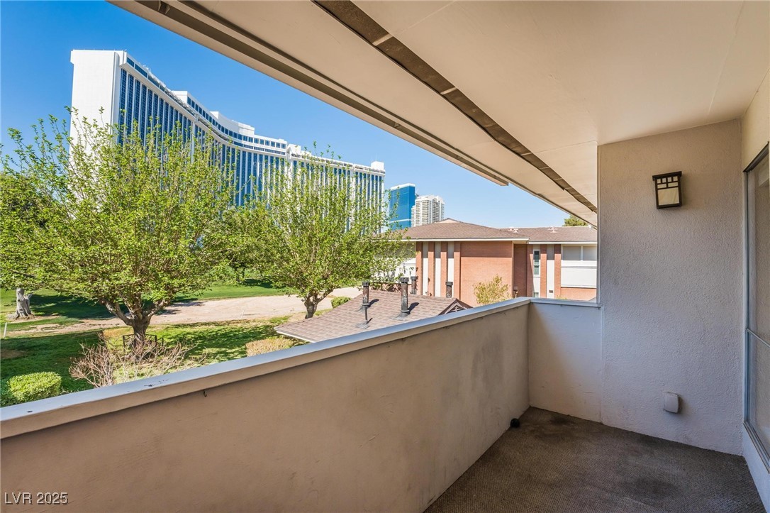 2843 Geary Place 3102