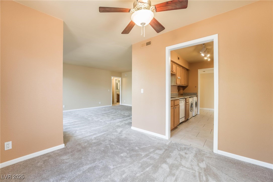 2843 Geary Place 3102