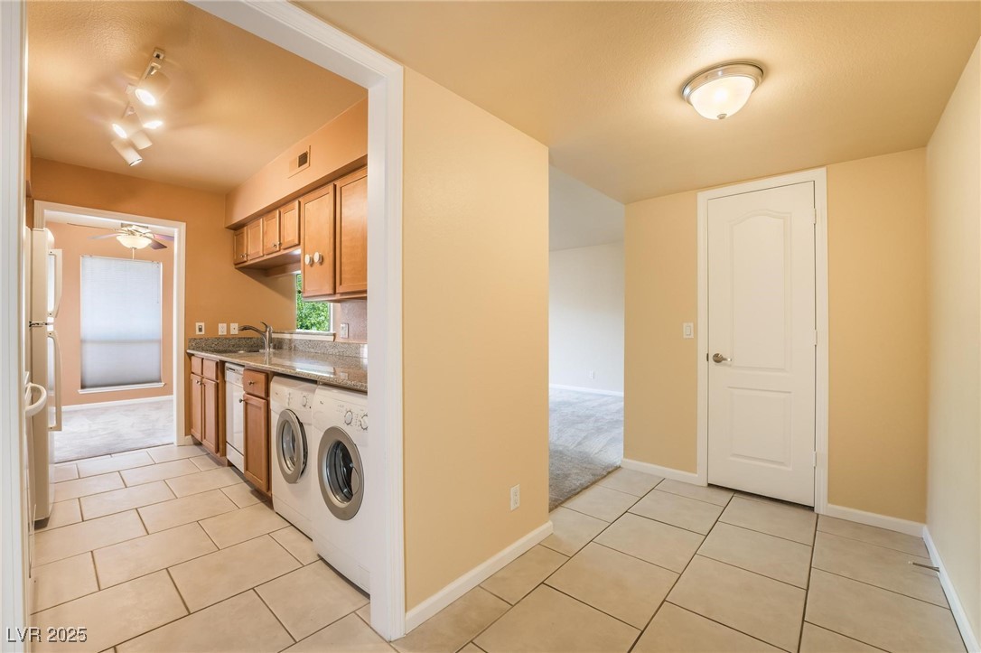 2843 Geary Place 3102