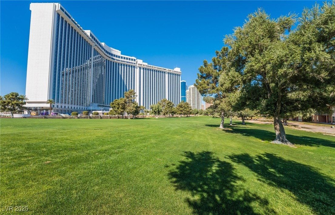 2843 Geary Place 3102