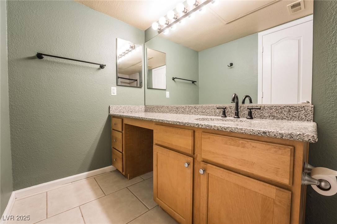 2843 Geary Place 3102