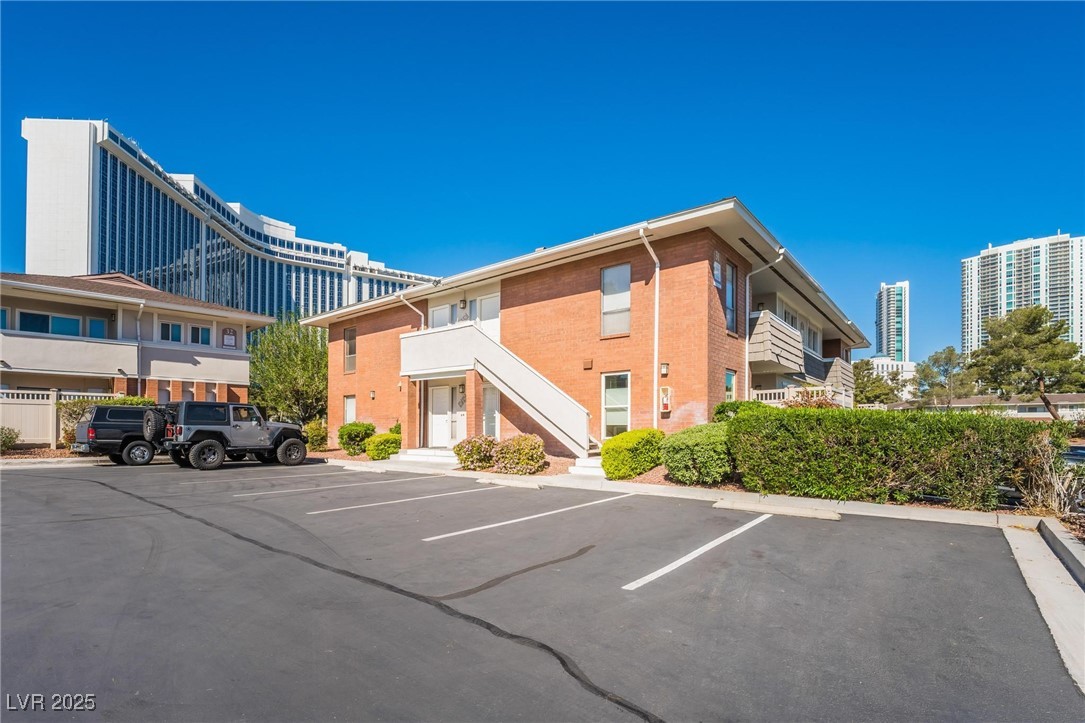 2843 Geary Place 3102