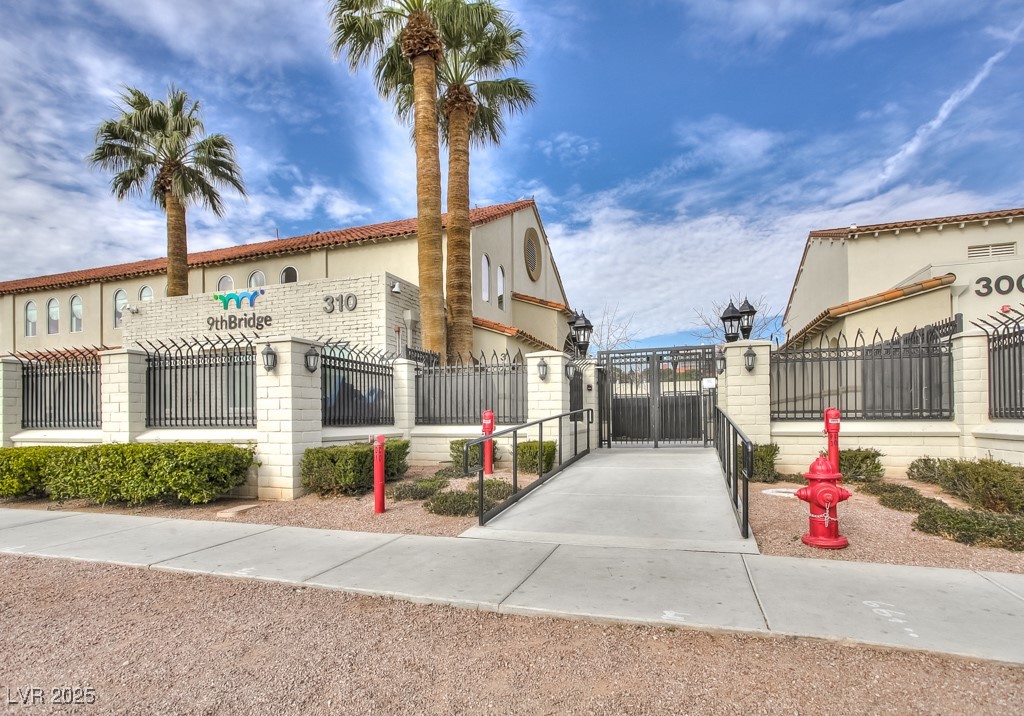920 SAGE TREE Court