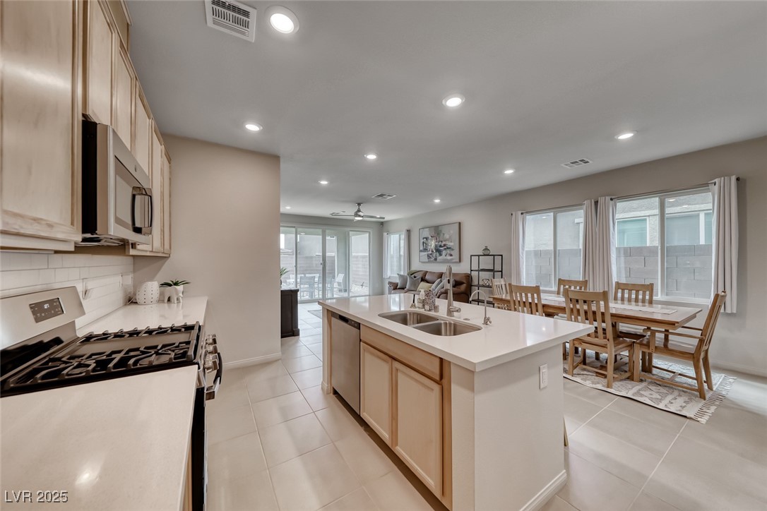 2873 Sweeping Palm Road