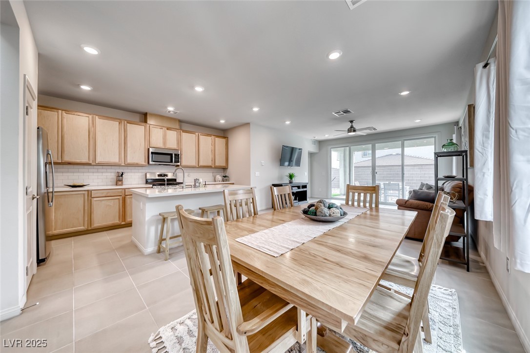 2873 Sweeping Palm Road