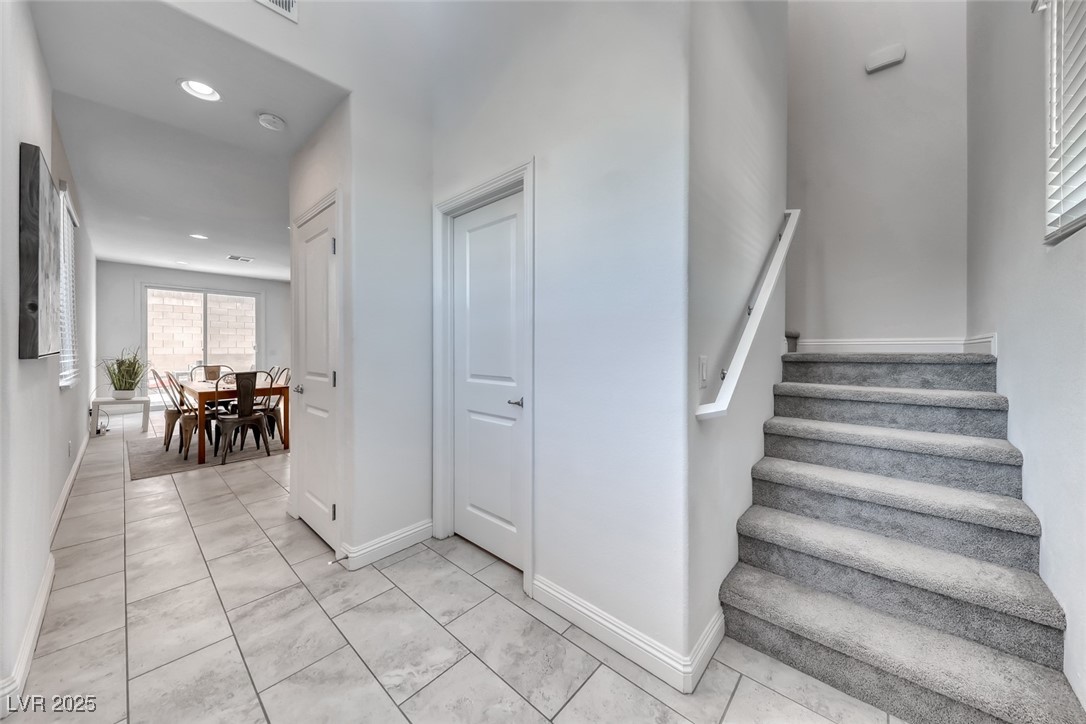 5450 Desert Mirage Street