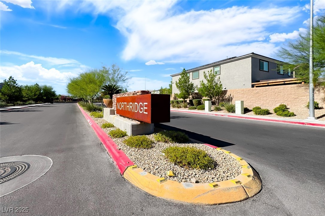 5450 Desert Mirage Street