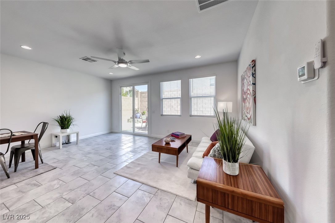 5450 Desert Mirage Street