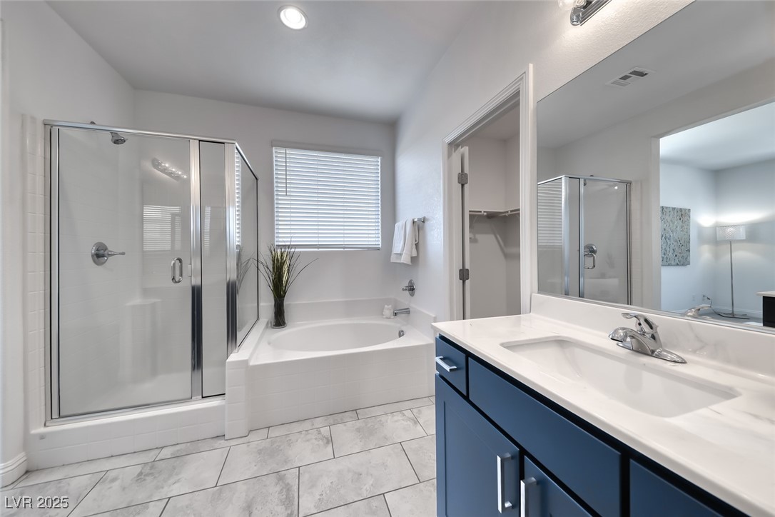 5450 Desert Mirage Street