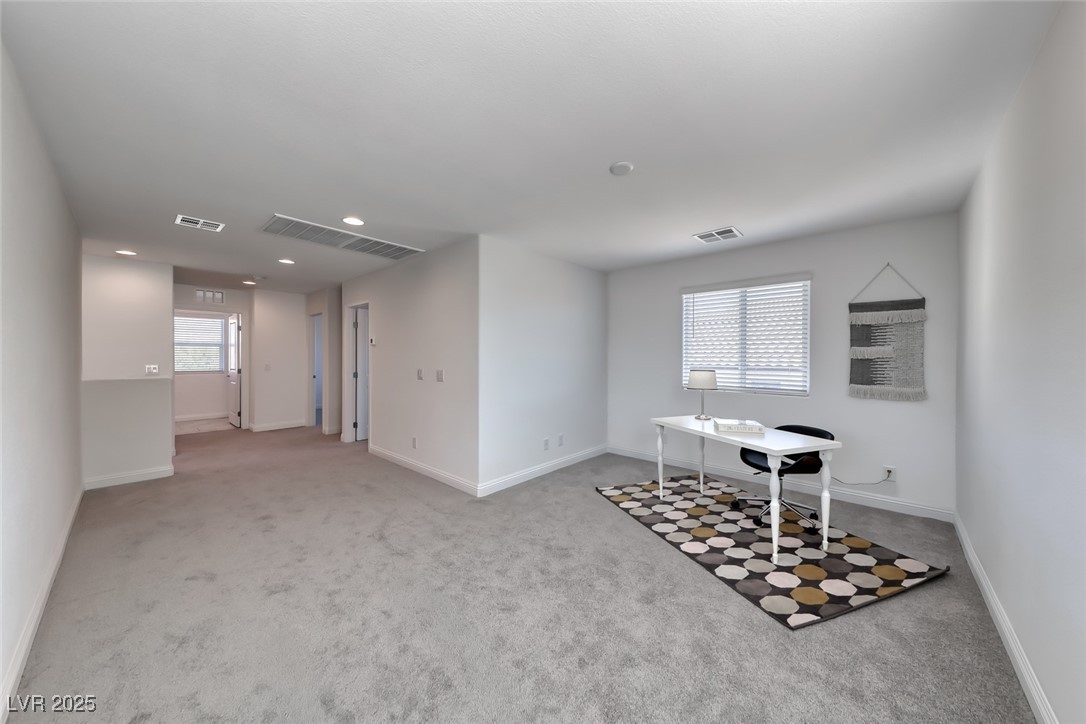 5450 Desert Mirage Street