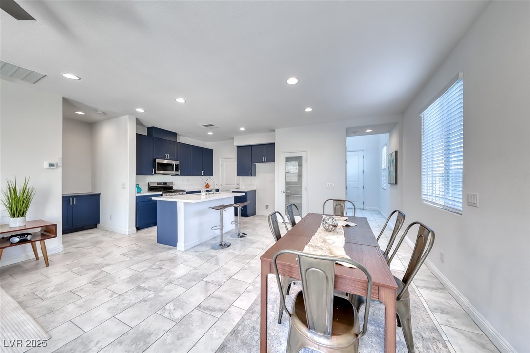 5450 Desert Mirage Street