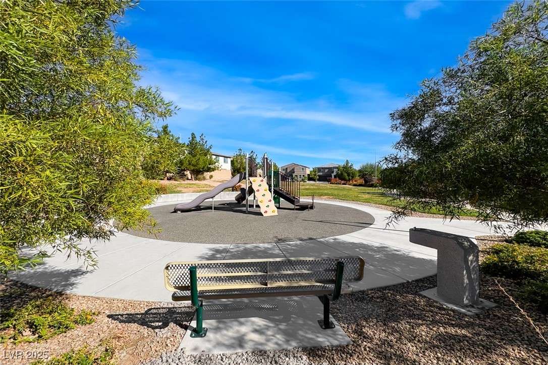 5450 Desert Mirage Street