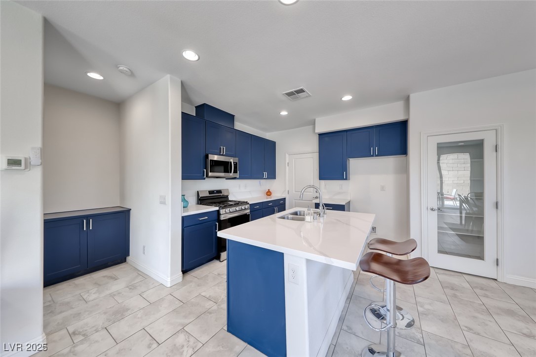 5450 Desert Mirage Street