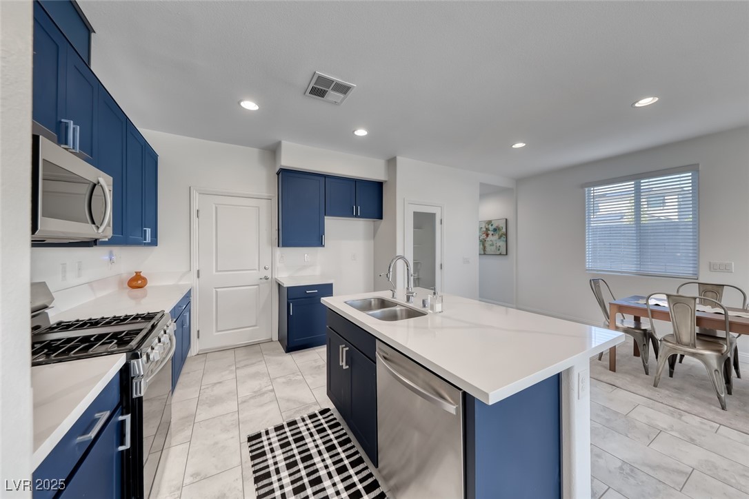 5450 Desert Mirage Street