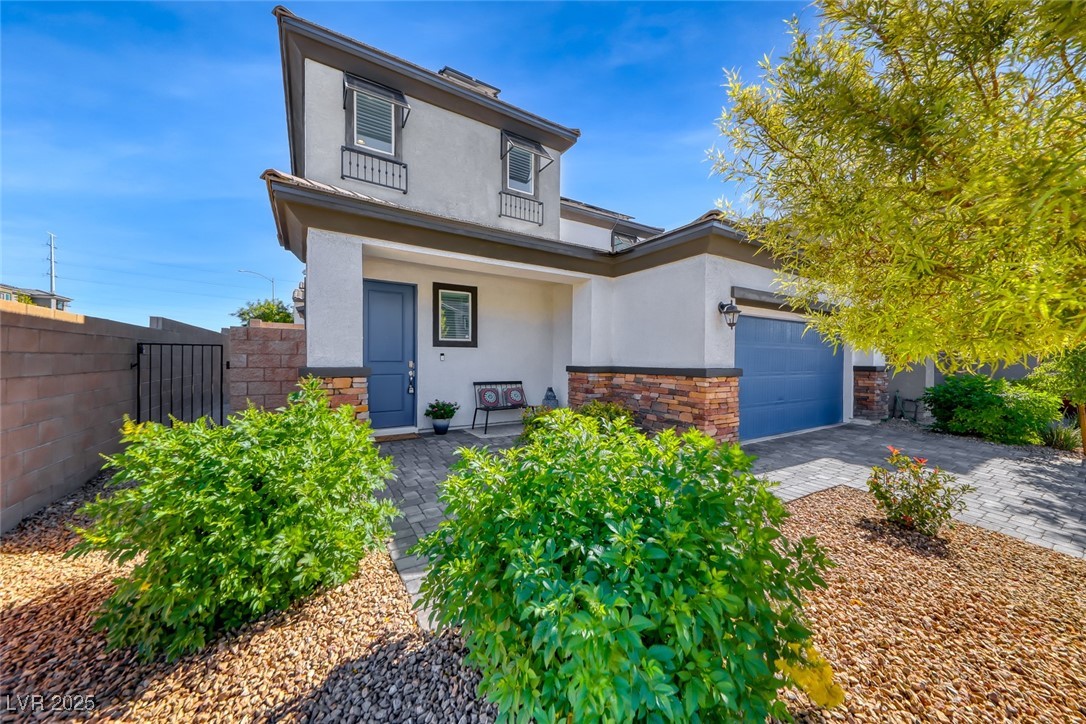 5450 Desert Mirage Street