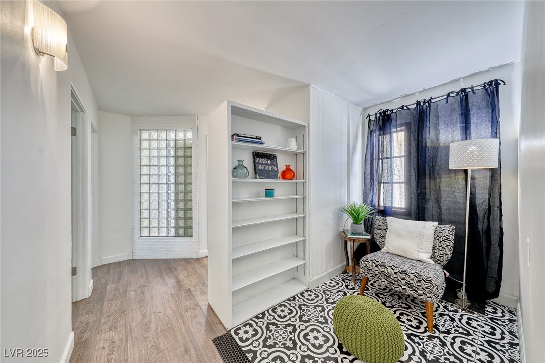 521 PARKWAY EAST n/a