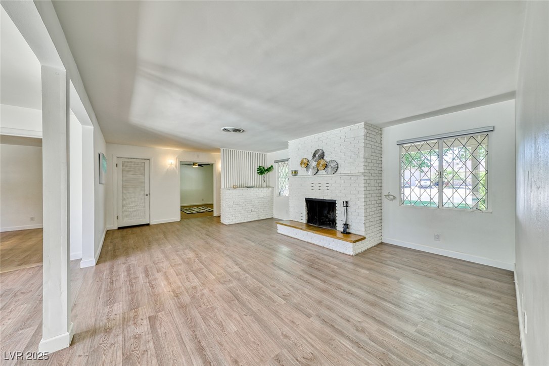 521 PARKWAY EAST n/a