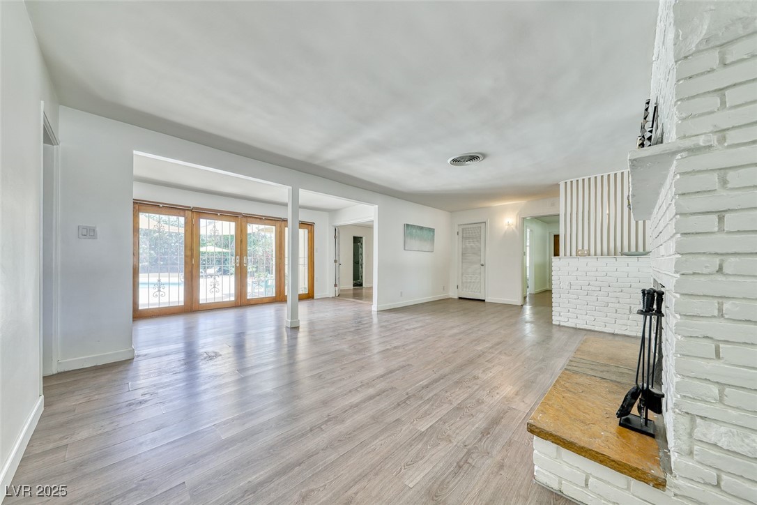 521 PARKWAY EAST n/a