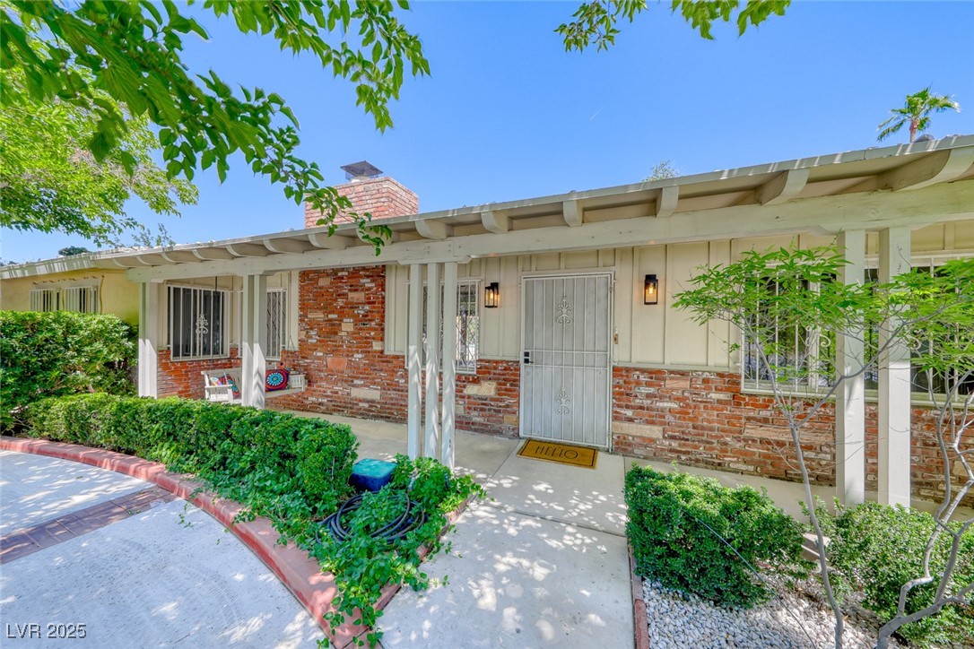 521 PARKWAY EAST n/a