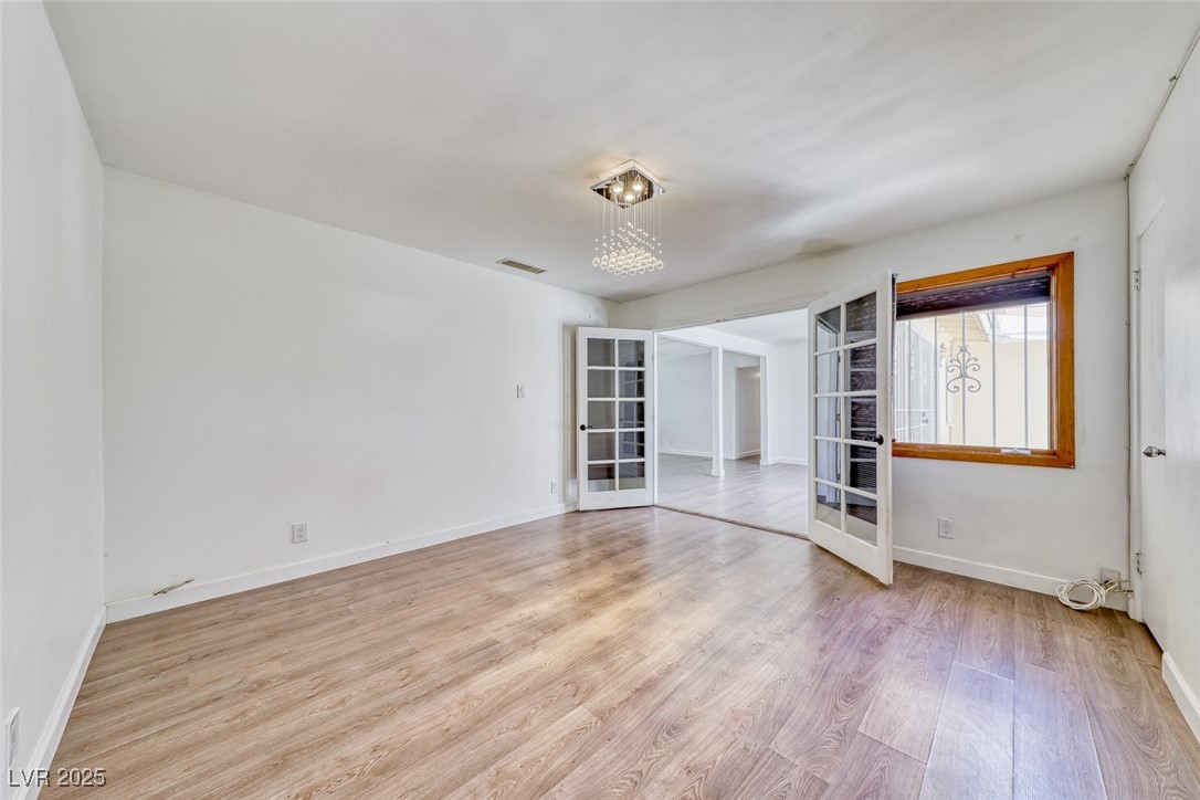 521 PARKWAY EAST n/a