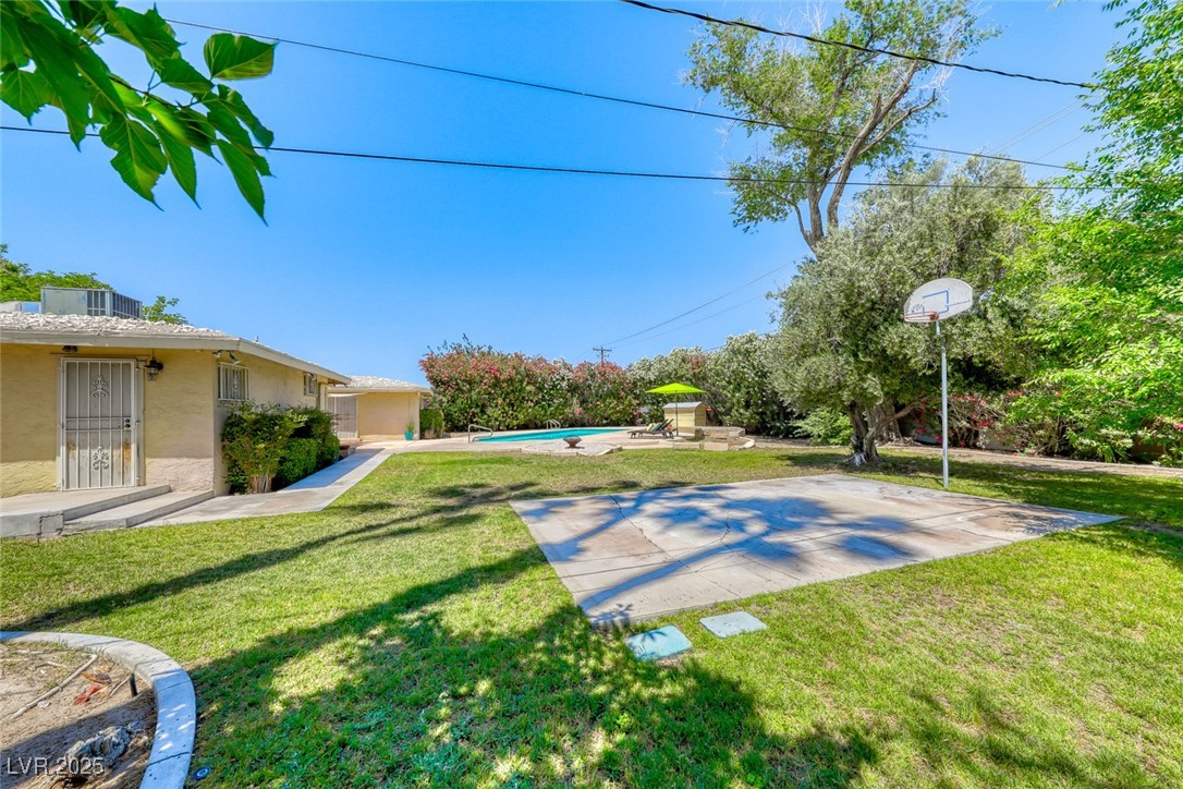 521 PARKWAY EAST n/a