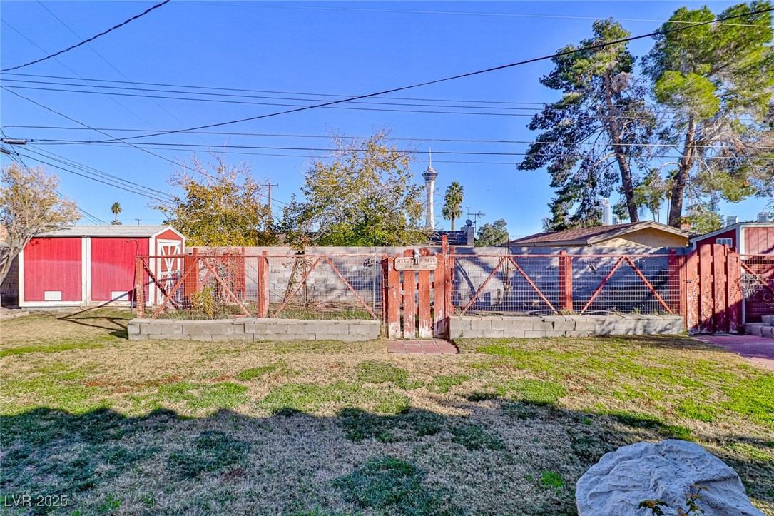 1512 Inverness Avenue