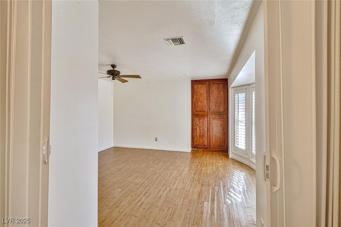 1512 Inverness Avenue